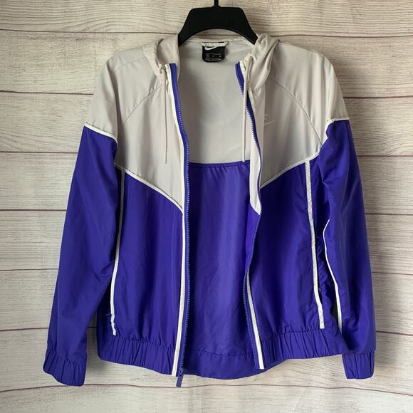 Nike Blue Grey Windrunner Zip Up Hoodie Jacket Retro-Styled Windbreaker Size M - Picture 2 of 16